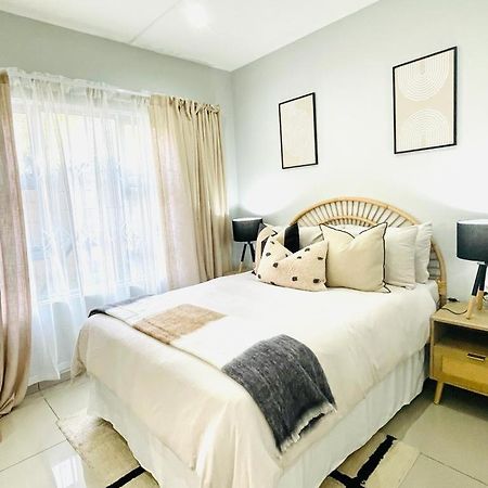 Trendy, Comfortable 1 Bedroom Apartments In Mthatha Dış mekan fotoğraf