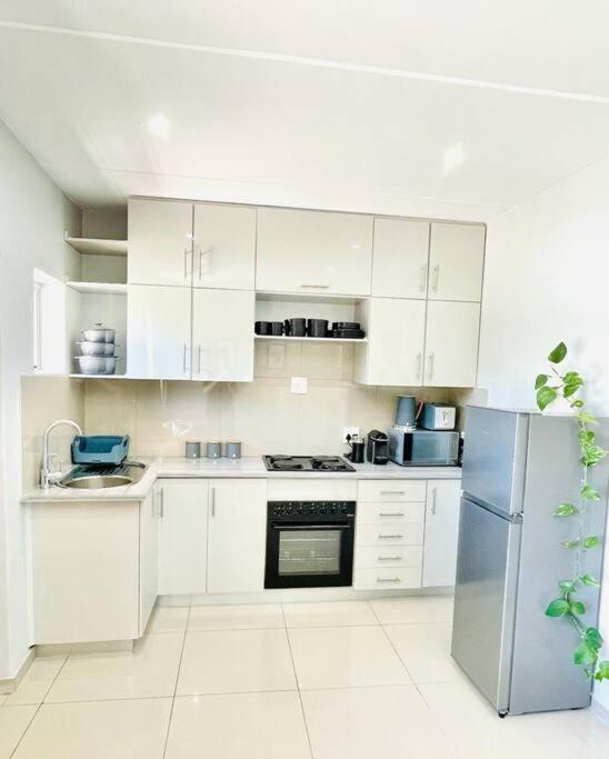 Trendy, Comfortable 1 Bedroom Apartments In Mthatha Dış mekan fotoğraf