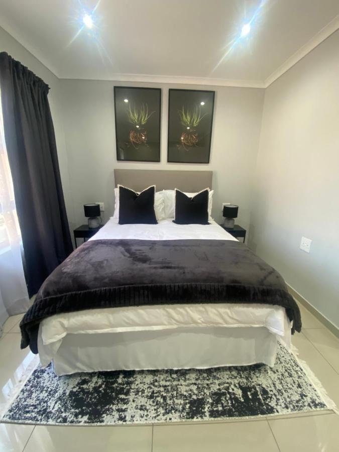 Trendy, Comfortable 1 Bedroom Apartments In Mthatha Dış mekan fotoğraf