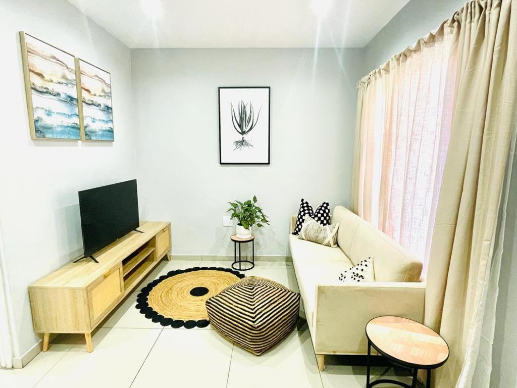 Trendy, Comfortable 1 Bedroom Apartments In Mthatha Dış mekan fotoğraf