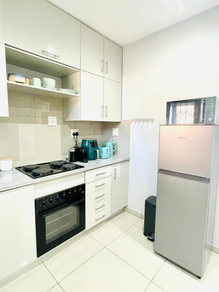 Trendy, Comfortable 1 Bedroom Apartments In Mthatha Dış mekan fotoğraf