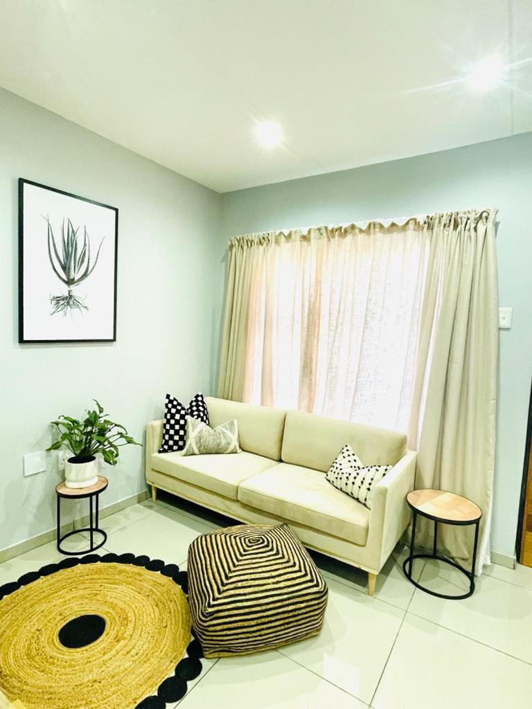 Trendy, Comfortable 1 Bedroom Apartments In Mthatha Dış mekan fotoğraf